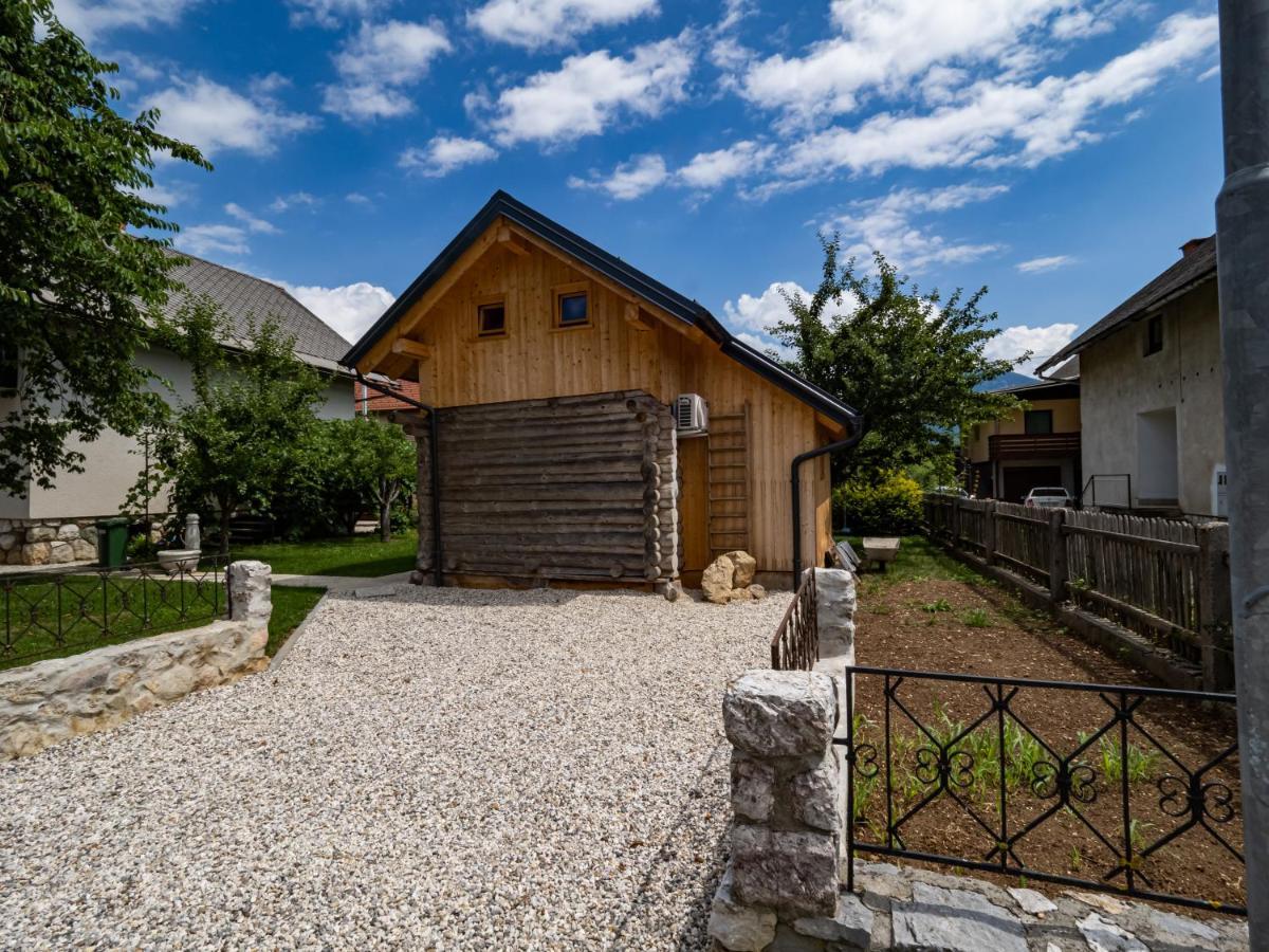 Chalet Sejalec Lesce  Buitenkant foto